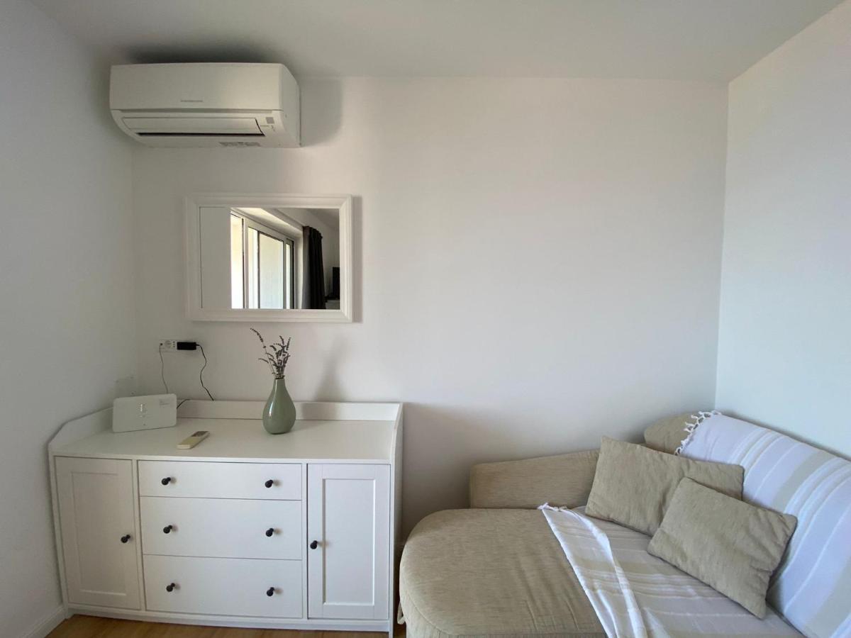 Apartment Ornela Равни Экстерьер фото